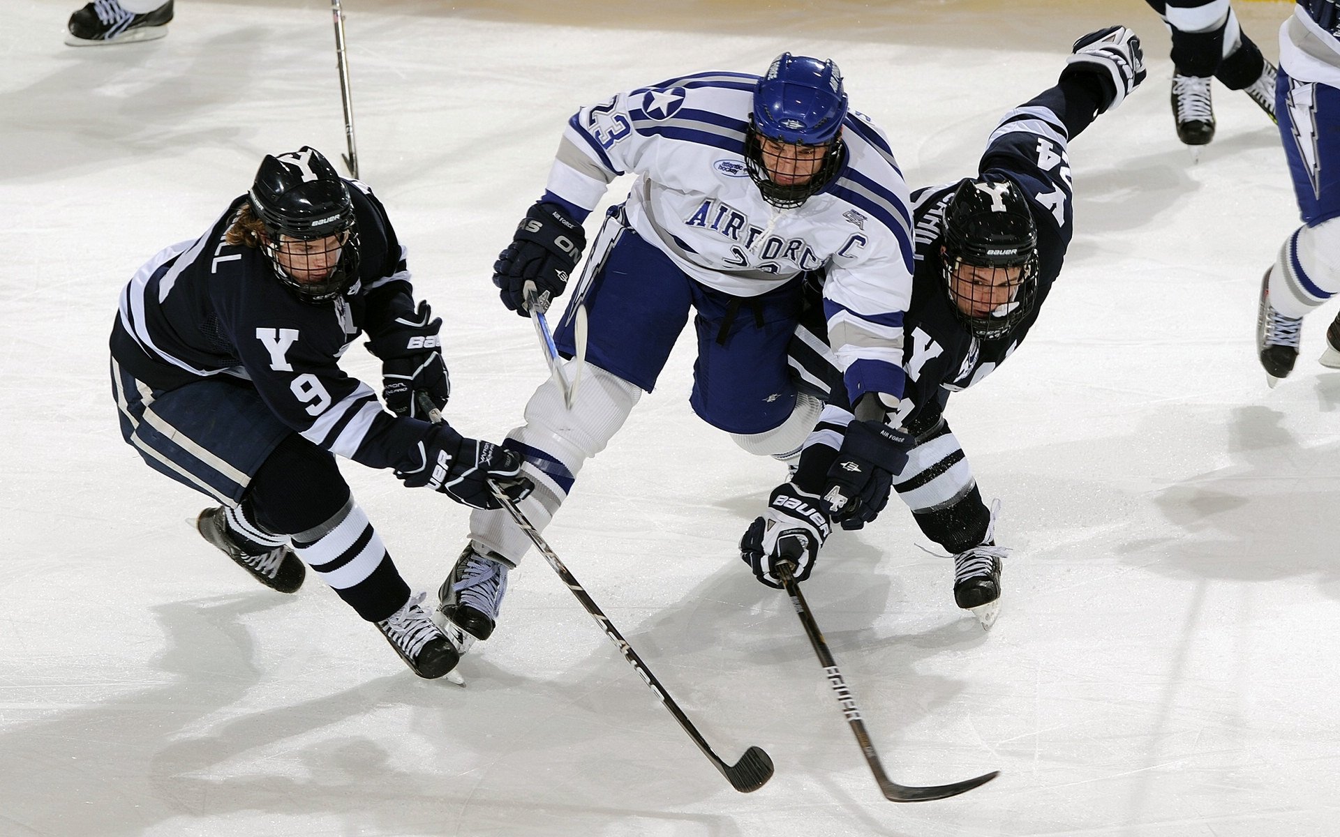 压哨绝杀！从乔治一球看篮球与人生的终极谜题